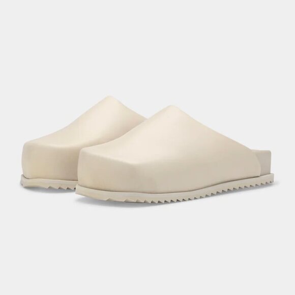 Yume Yume Truck Slide Slippers Mules in Beige - Picture 1 of 5